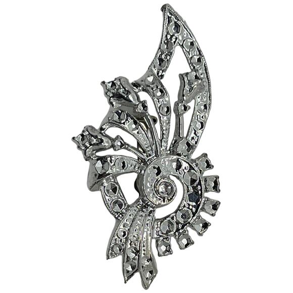 80s Silver-Colored Plastic Fashion Brooch, Good Condition, 2.75" x 1.25" - Picture 8 of 8